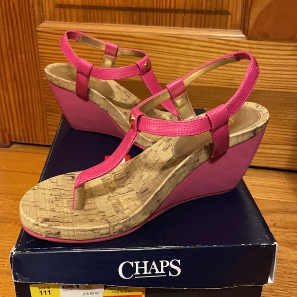 Pink sandals - Picture 2 of 2